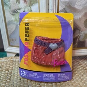 Barbie Fashion Fever Red Skirt 2005